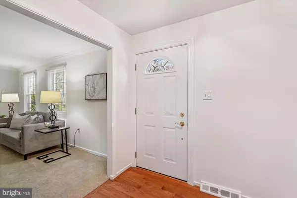 Reston, VA 20191,11410 RUNNING CEDAR RD