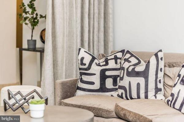 Phoenixville, PA 19460,131 BRIDGE ST #1B-2-2329