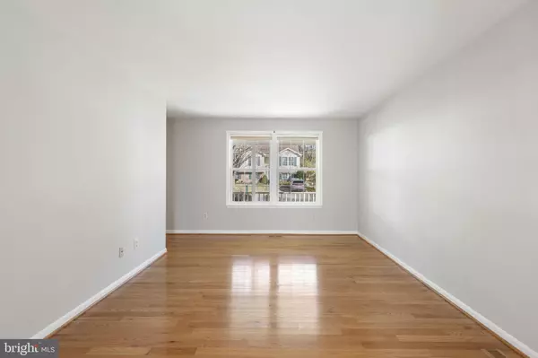 Baltimore, MD 21237,8912 MAYFLOWER RD