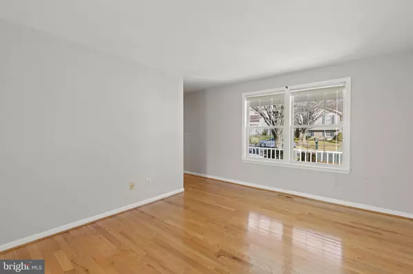 Baltimore, MD 21237,8912 MAYFLOWER RD