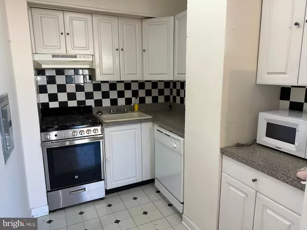 Philadelphia, PA 19103,2101 CHESTNUT ST #815