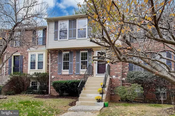 Gaithersburg, MD 20878,884 FLAGLER DR