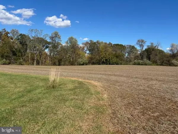 Cream Ridge, NJ 08514,168 BURLINGTON PATH RD.