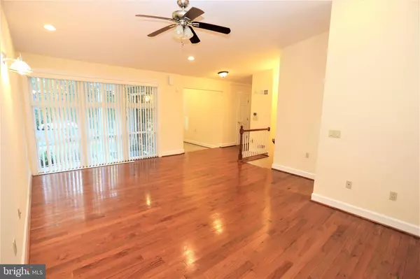 Bethesda, MD 20817,9705 FERNWOOD RD