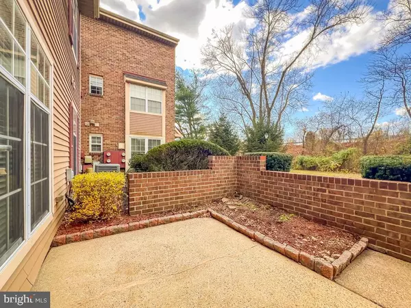 Yardley, PA 19067,654A WOODFORD LANE