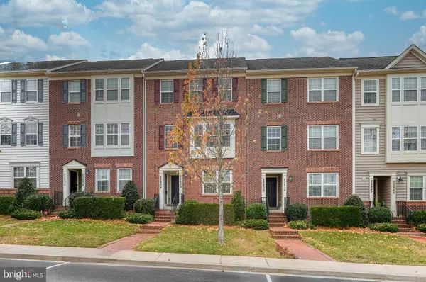 Clarksburg, MD 20871,22834 ARORA HILLS DR #120