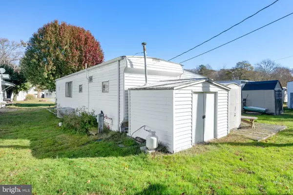 Berlin, MD 21811,11451 GUM POINT RD #17