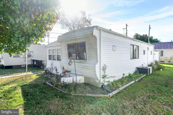 Berlin, MD 21811,11451 GUM POINT RD #17