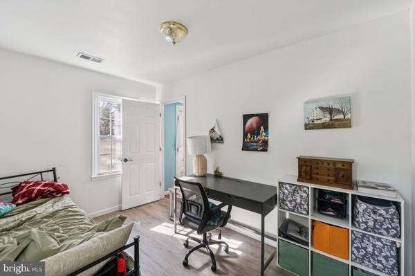 Gaithersburg, MD 20882,8124 SENECA VIEW DRIVE