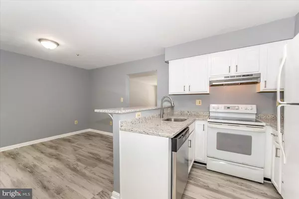 Frederick, MD 21703,5792 FRINGETREE CT