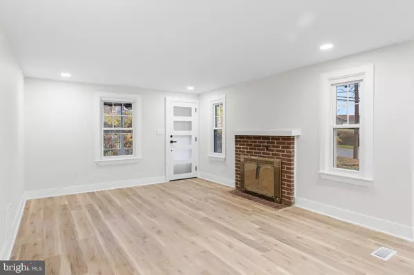 Reading, PA 19605,817 BEACH ST