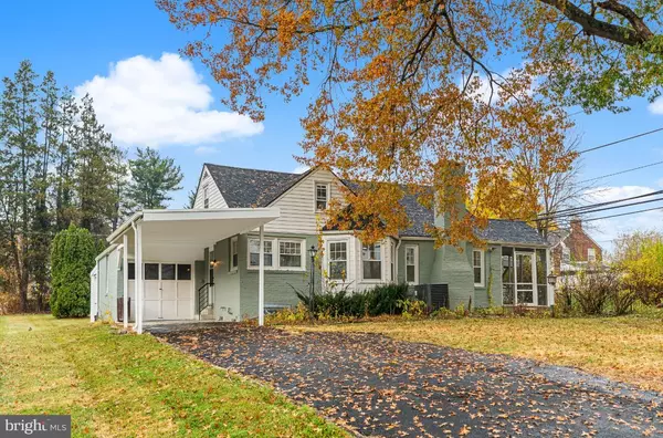 Reading, PA 19605,817 BEACH ST