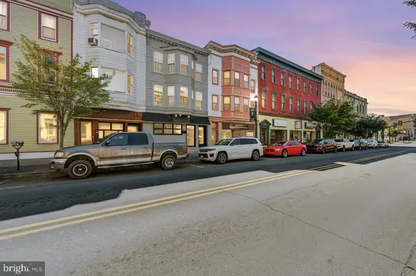 Tamaqua, PA 18252,128 E BROAD ST