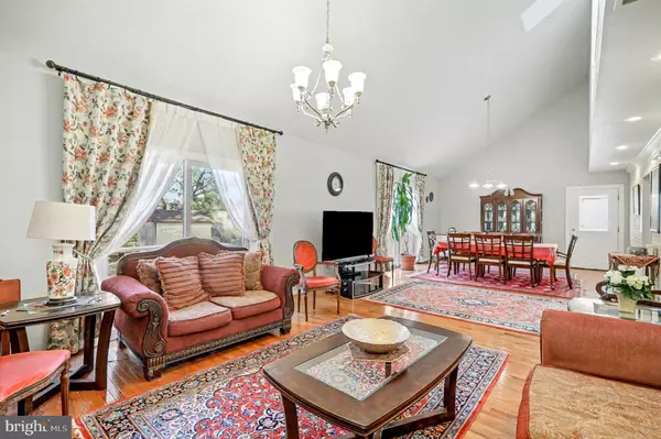 Falls Church, VA 22041,3120 COLLIE LN