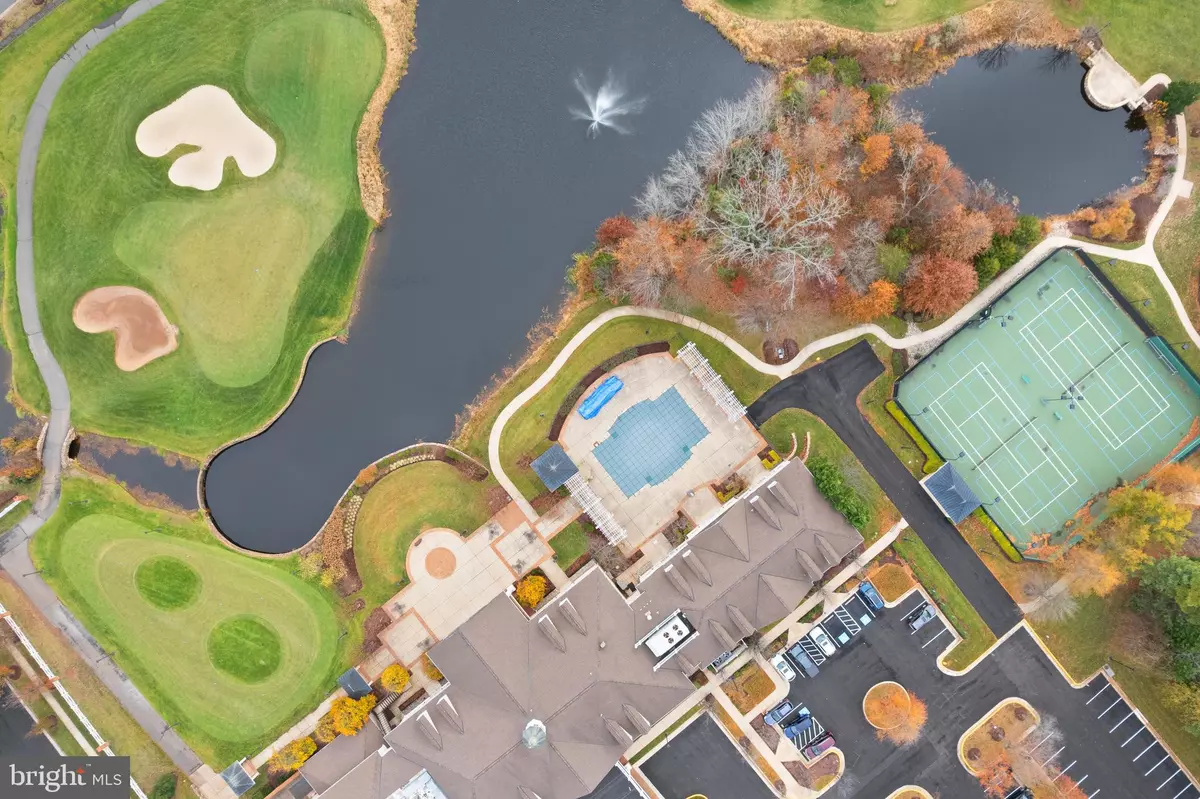 Haymarket, VA 20169,15251 ROYAL CREST DR #103