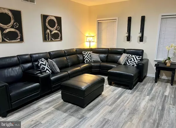 510 BOXWOOD LN, Woodbury, NJ 08096