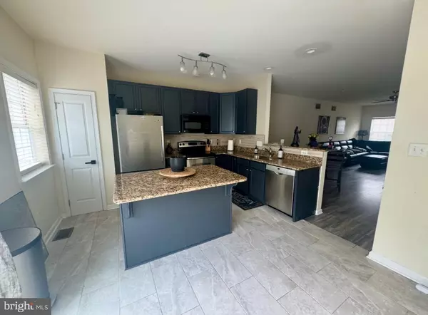 Woodbury, NJ 08096,510 BOXWOOD LN