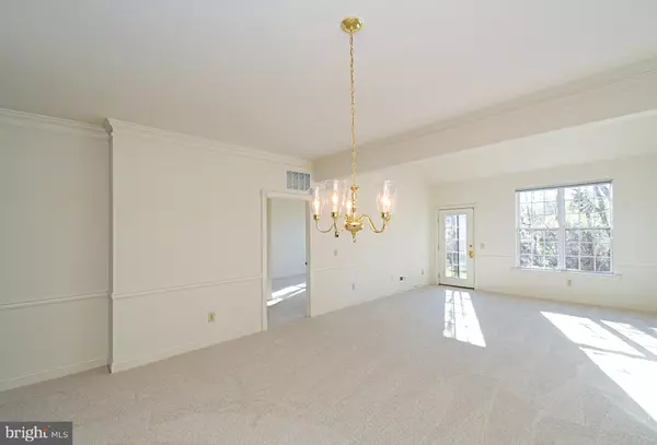 Lansdale, PA 19446,24 NEWBURY WAY