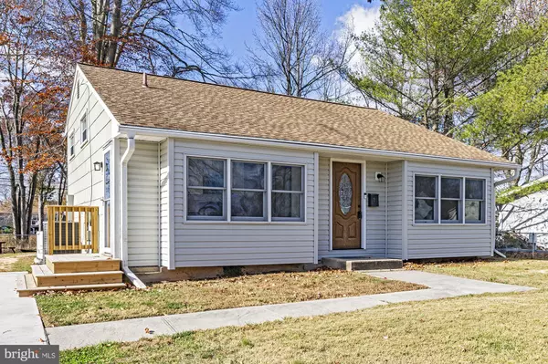 30 BOBBY DR, Newark, DE 19713