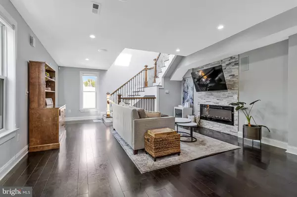 Washington, DC 20001,1501 1ST ST NW #2