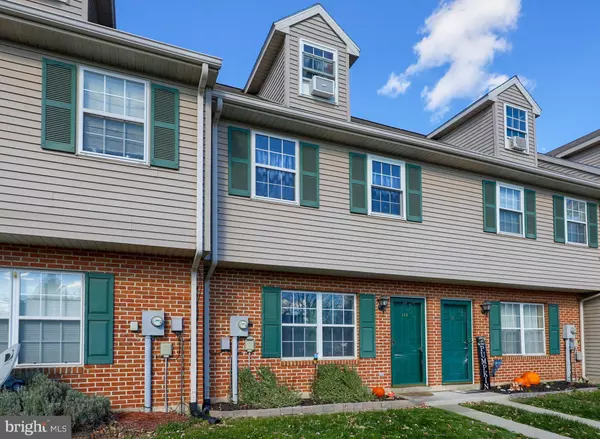 Hanover, PA 17331,119 ORCHARD LN