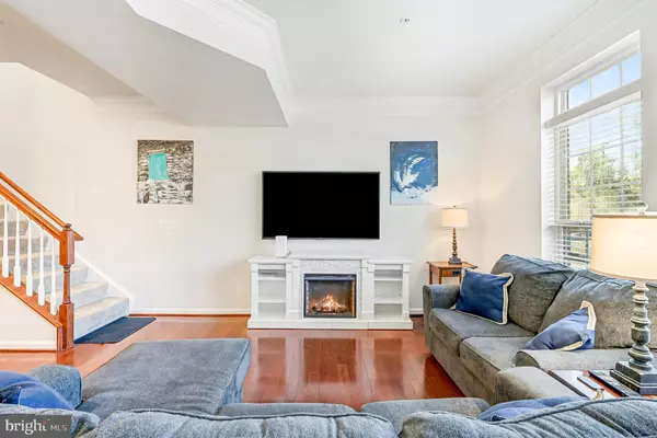 Gainesville, VA 20155,6900 KONA DR