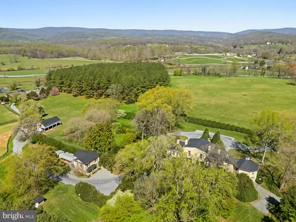 Delaplane, VA 20144,3252 WINCHESTER RD