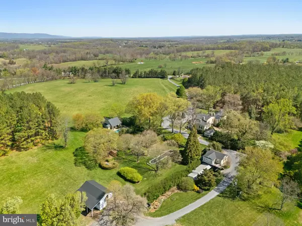 Delaplane, VA 20144,3252 WINCHESTER RD