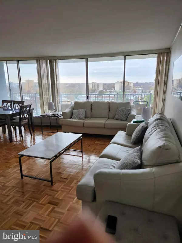 Philadelphia, PA 19131,3900-00 FORD RD #12A