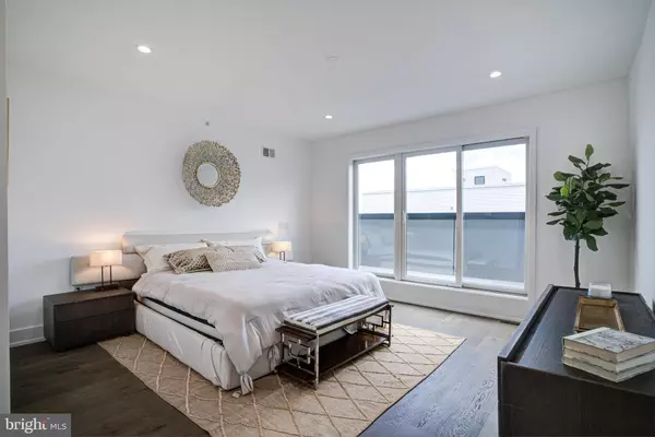 Philadelphia, PA 19122,1746 N HOPE ST