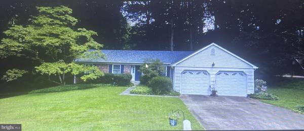2 GRAHAM CT, Newark, DE 19711