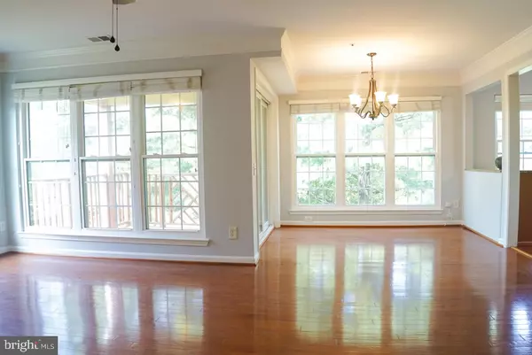 Falls Church, VA 22042,2816 EMMA LEE ST #301