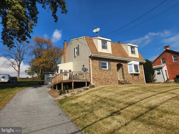 Lititz, PA 17543,827 DISSTON VIEW DR