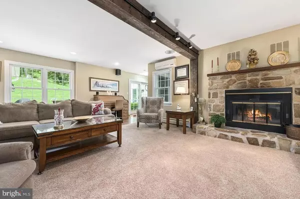 Phoenixville, PA 19460,908 LINCOLN RD