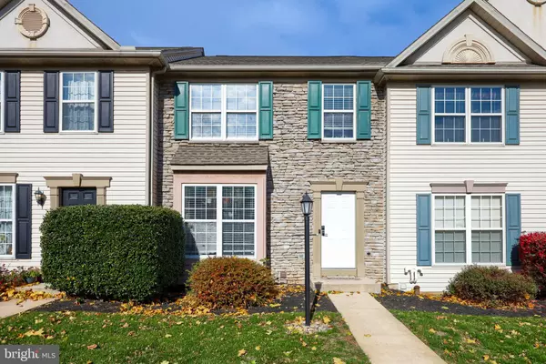 141 CHANDLER DR, Red Lion, PA 17356