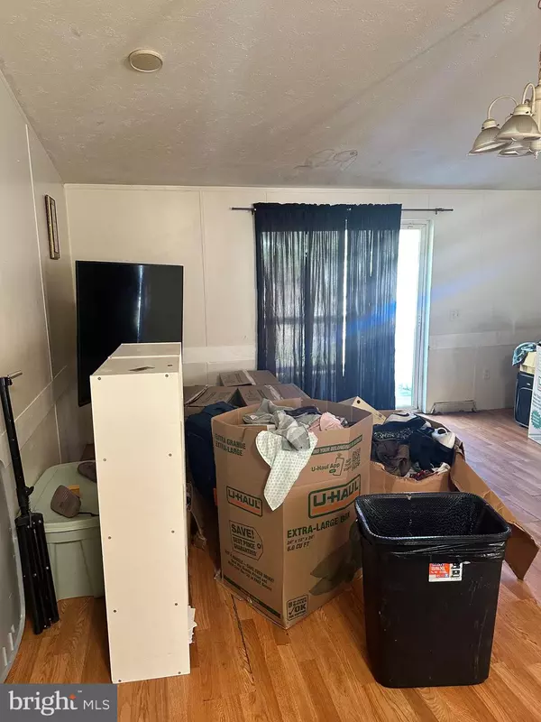 Glenolden, PA 19036,719 BEECH AVE