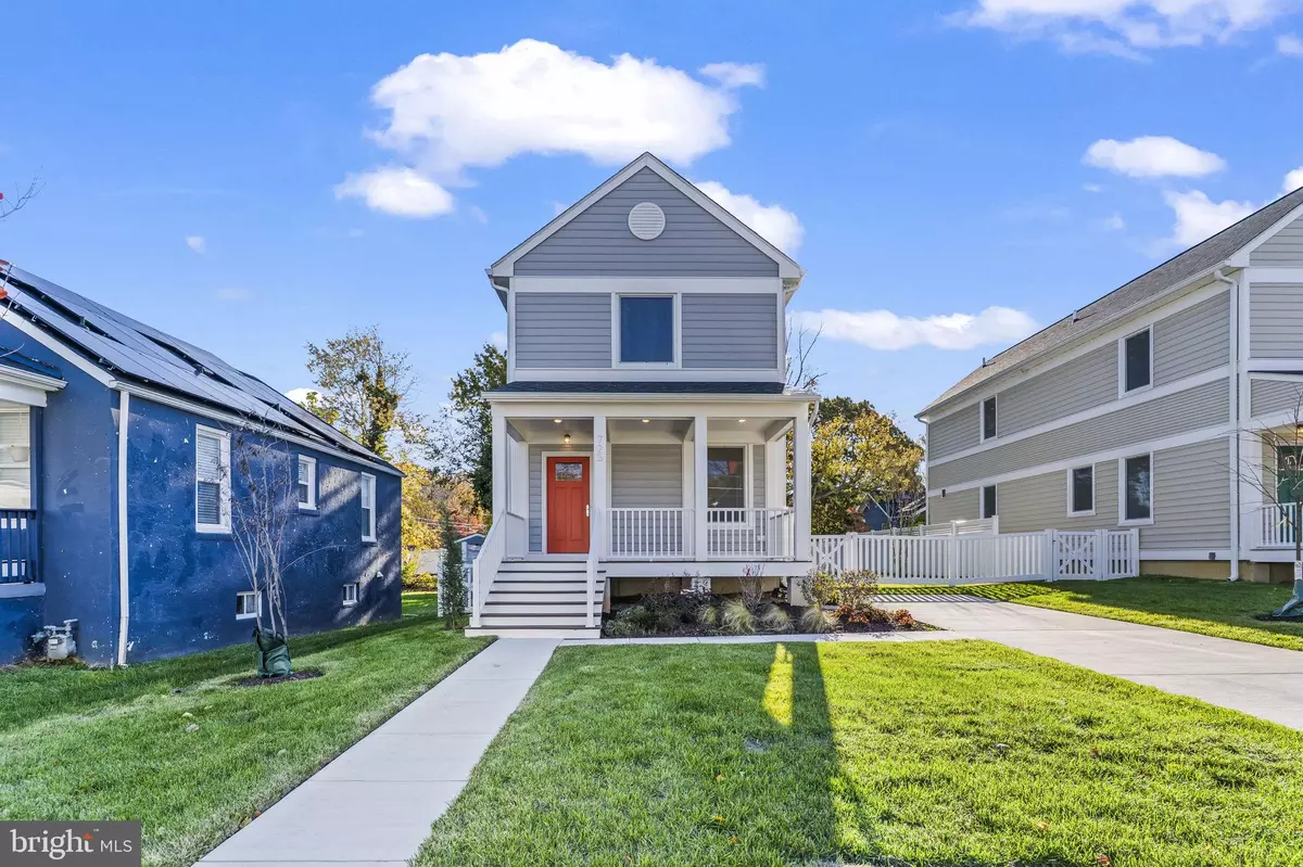 Capitol Heights, MD 20743,725 60TH PL