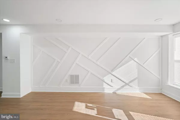 Baltimore, MD 21213,2440 E BIDDLE ST