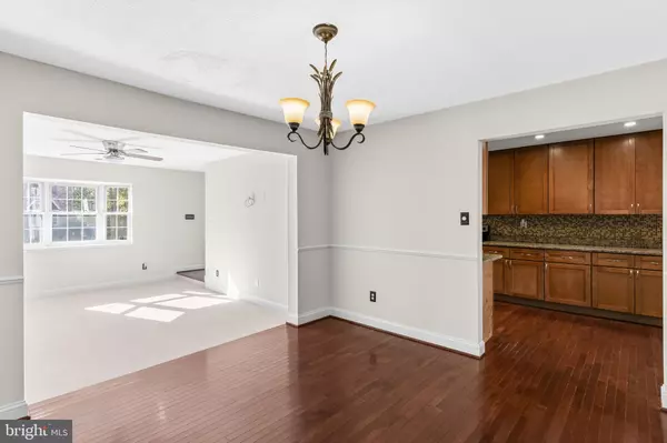 Waldorf, MD 20601,3283 RYON CT