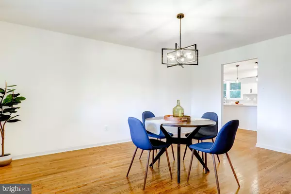 Doylestown, PA 18902,4928 EDGEWOOD RD