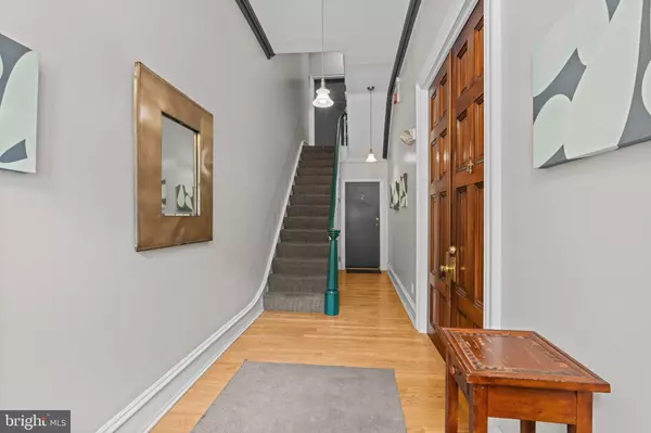 Philadelphia, PA 19130,1714-00 WALLACE ST #2