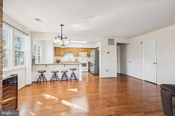 Silver Spring, MD 20904,3049 PIANO LN #17