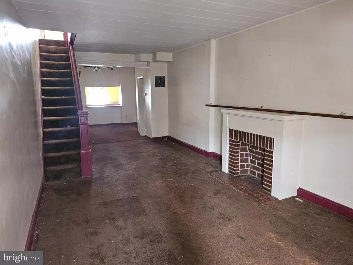 Baltimore, MD 21205,637 N ROBINSON ST