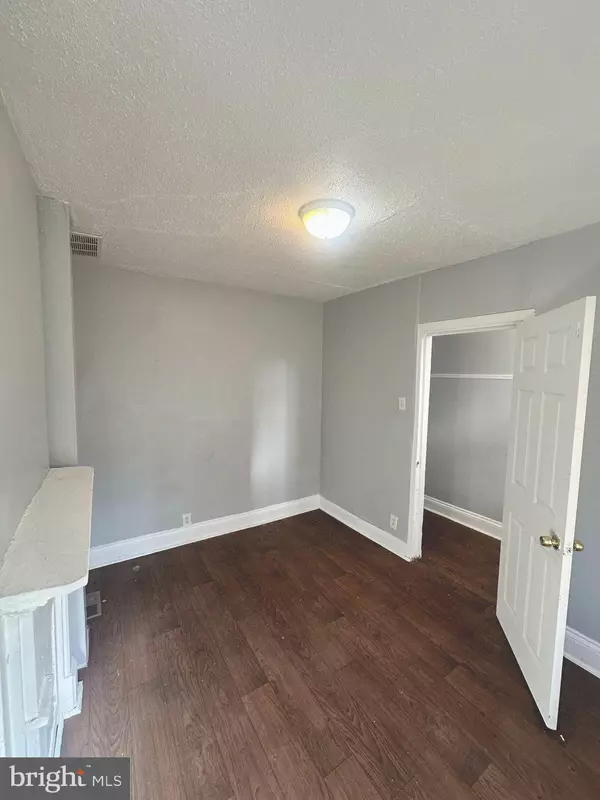 Trenton, NJ 08611,30 ASBURY ST