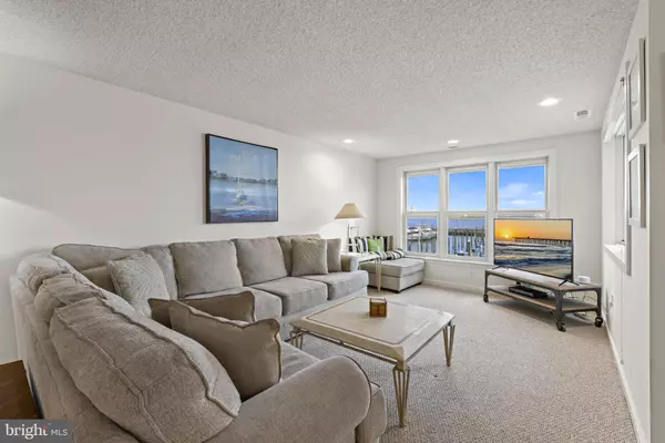 Beach Haven, NJ 08008,1100 N BAY AVE