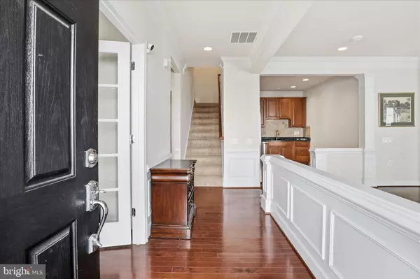 Ashburn, VA 20147,44420 SUNSET MAPLE DR