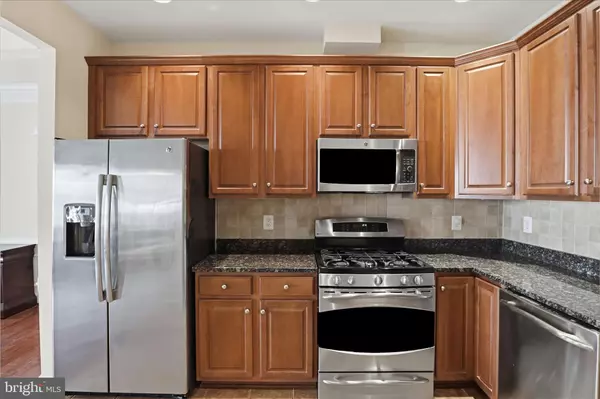 Ashburn, VA 20147,44420 SUNSET MAPLE DR