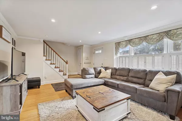 Flourtown, PA 19031,6313 SUNNYBROOK RD