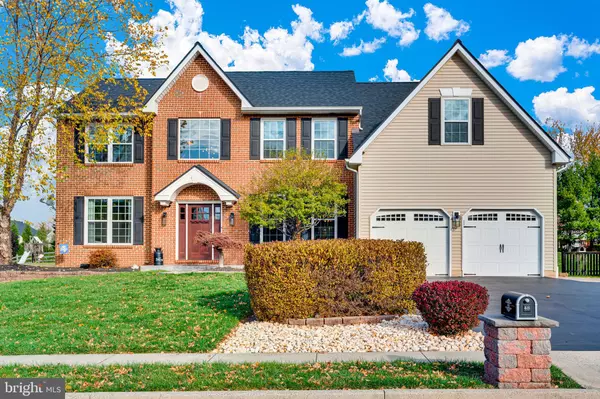 48 JESSICA CIR, Schwenksville, PA 19473