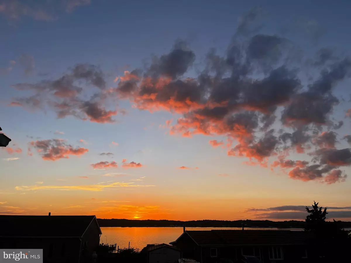 Prince Frederick, MD 20678,302 OVERLOOK DR